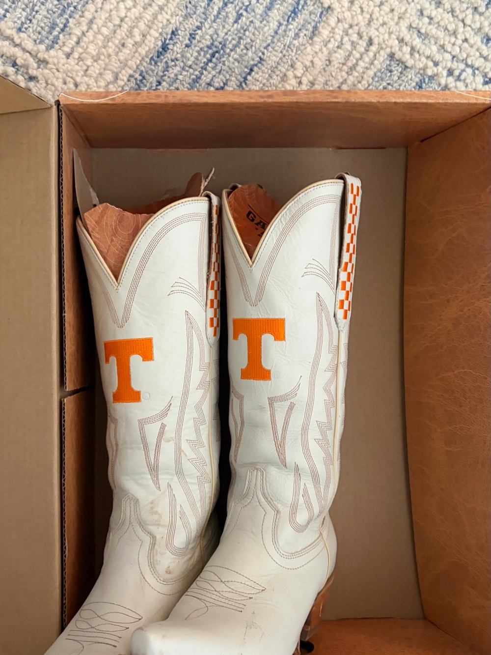 Gameday boots tennessee womens size 7.5 brand new [not the ones pictured]